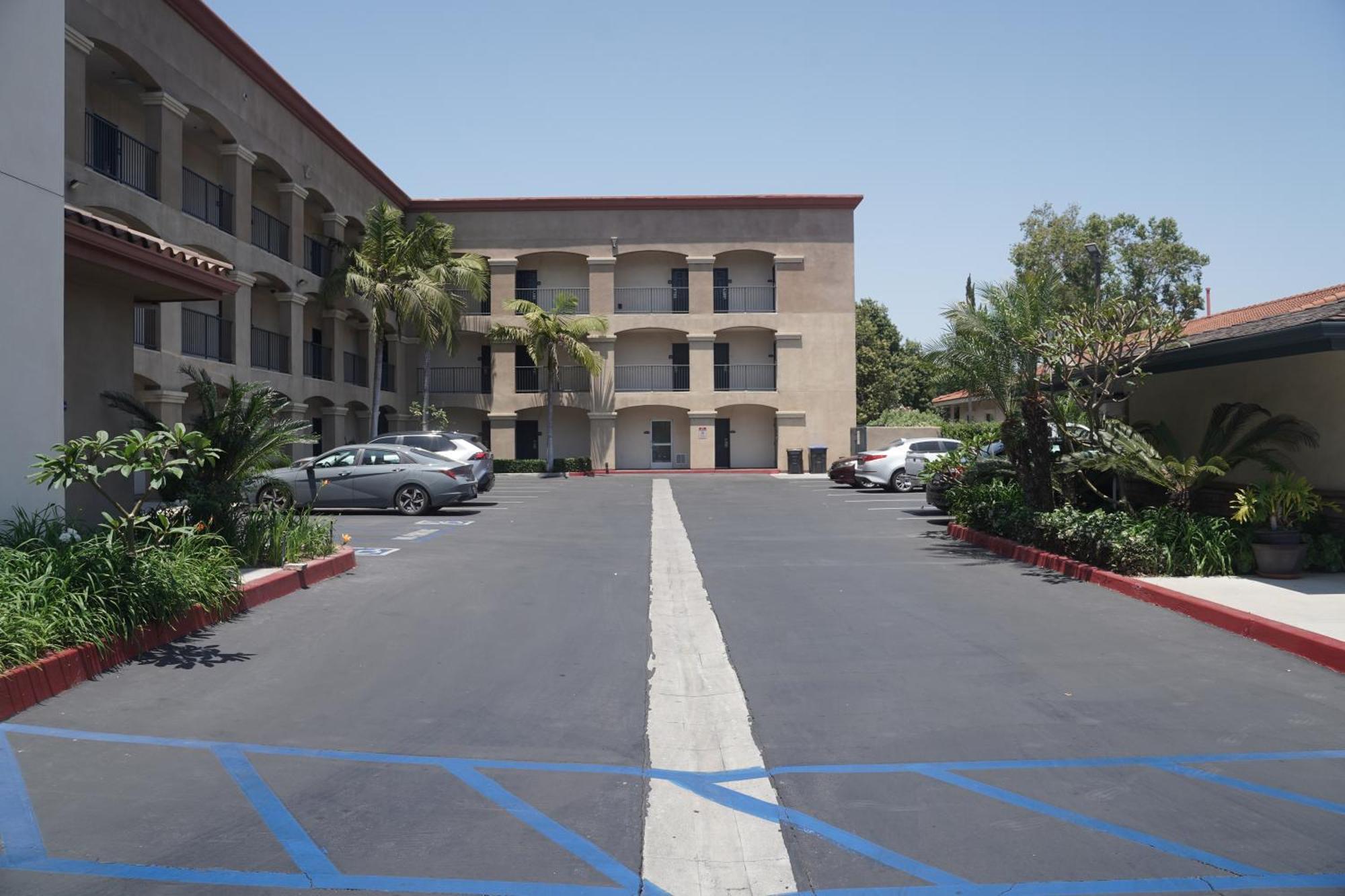 Harbor Inn & Suites Anaheim Dış mekan fotoğraf